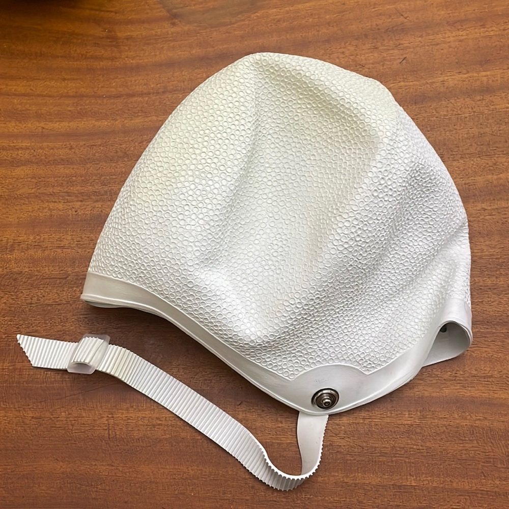 Vintage Sun Vogue White Bathing/ Swim Cap Chin Strap